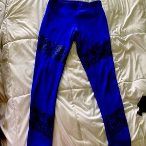 Blue leggings